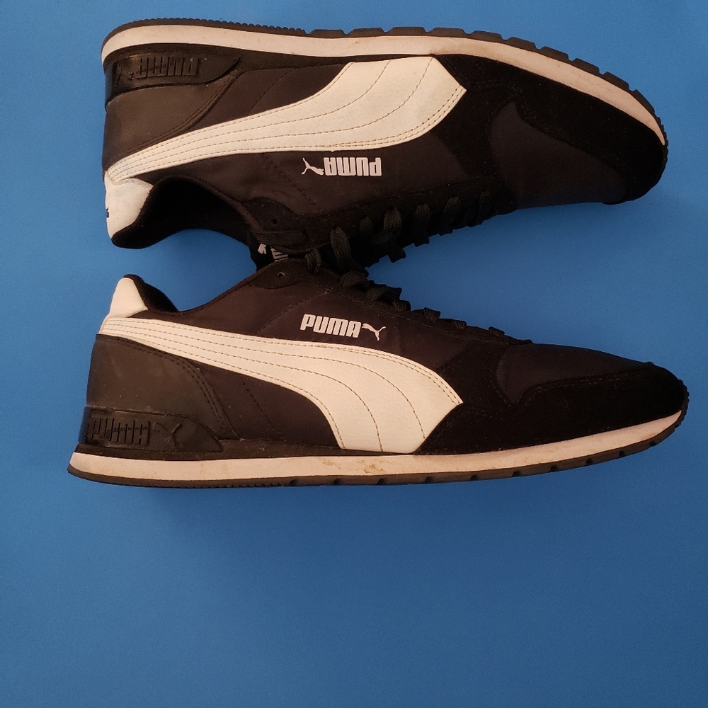 Men's sneakers